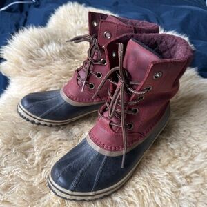 Sorel Slimpack II Lace Boot Burgundy and Black